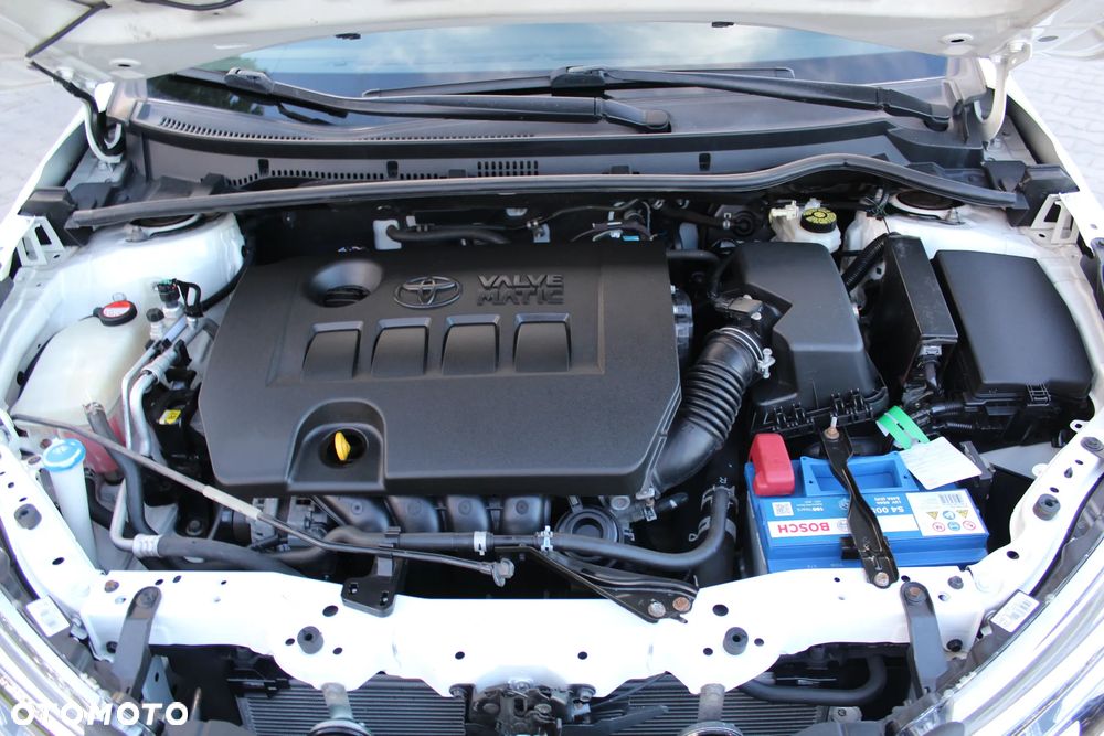 Toyota Corolla 1.6 Premium MS - 29