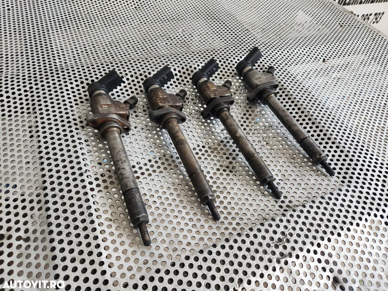 Injectoare Injector Peugeot Ford Citroen 2.0 Hdi Tdci 407 307 Kuga Focus C4 C5 Mondeo C Max- Dezmem - 3