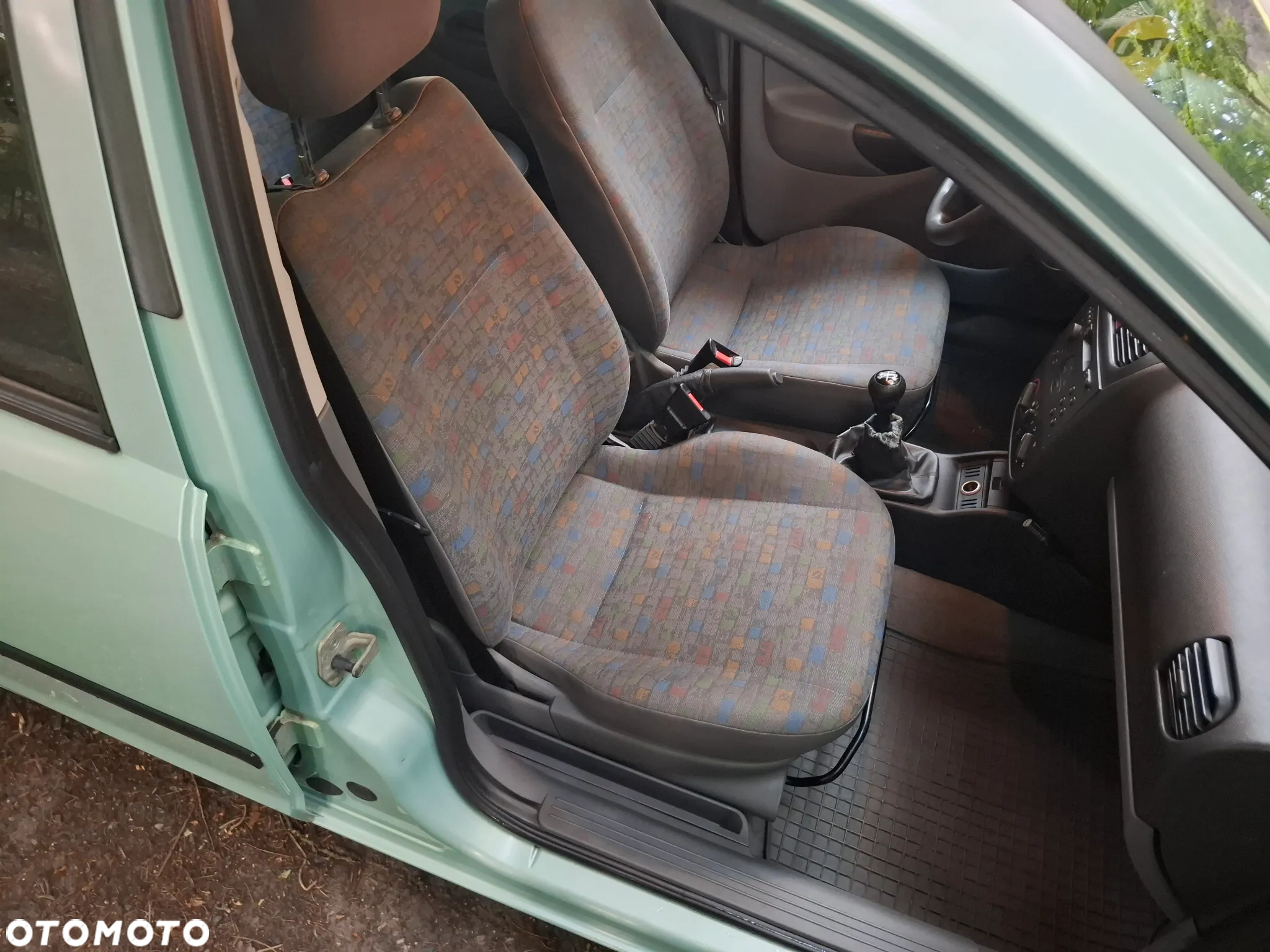 Opel Corsa 1.0 12V Base / Start - 12