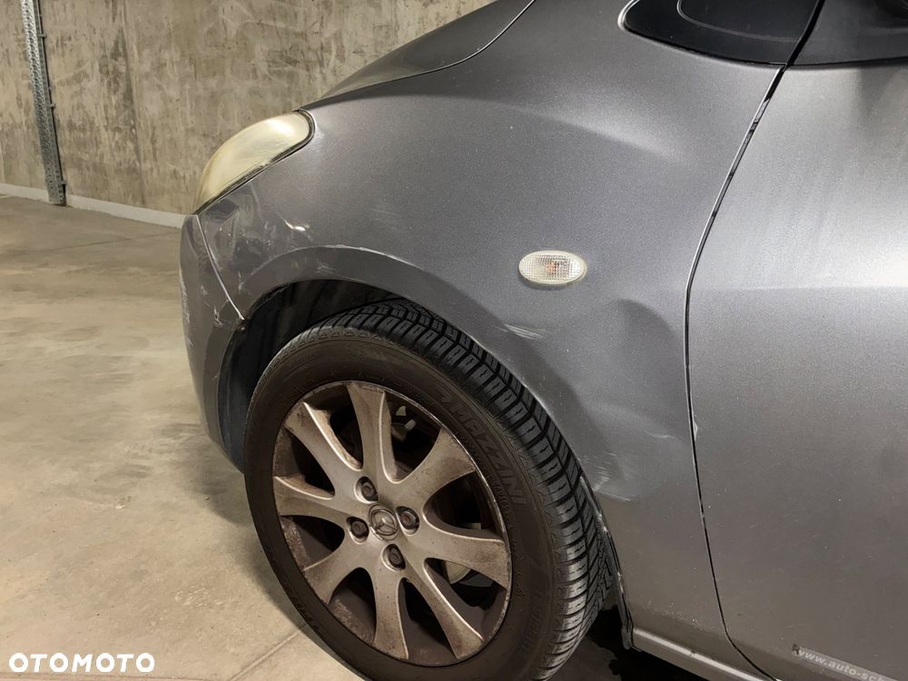 Mazda 2 - 13