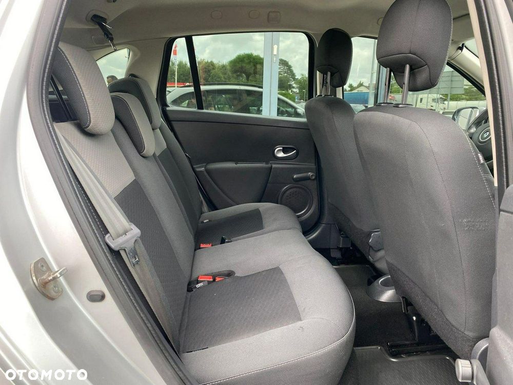 Renault Clio 1.2 16V 75 GPS - 13