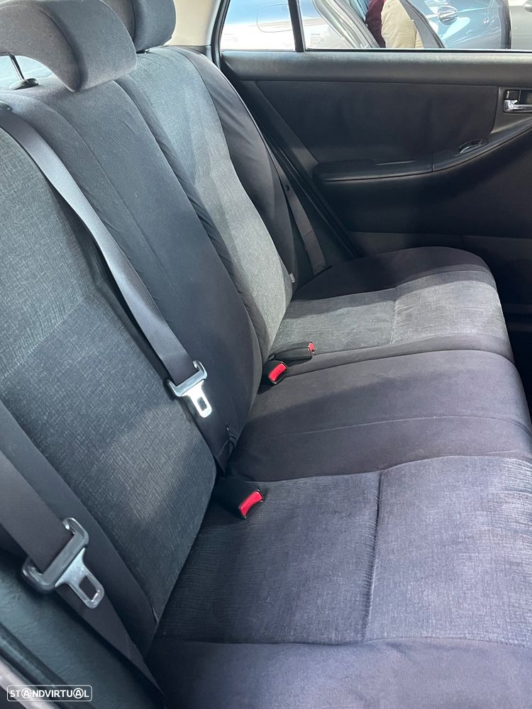 Toyota Corolla 1.4 VVT-i - 9