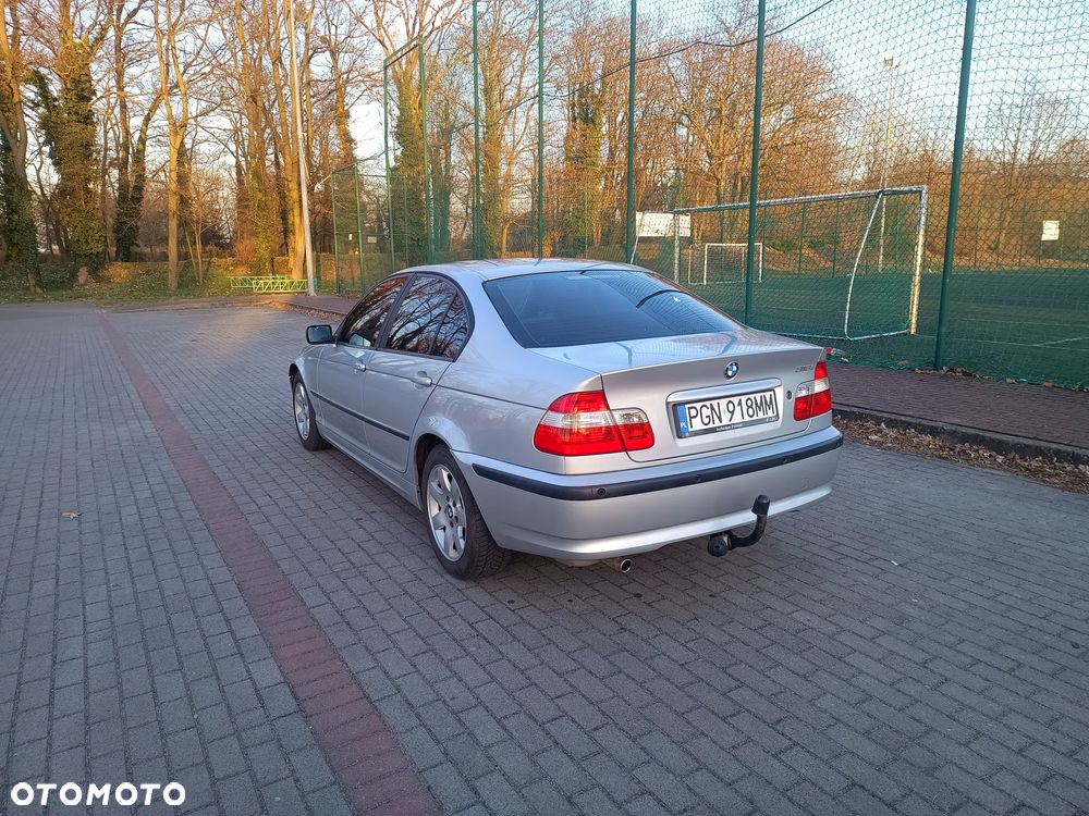 BMW Seria 3 318i Edition Lifestyle - 4