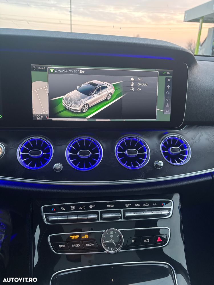 Mercedes-Benz E 220 d 4MATIC Aut. - 16