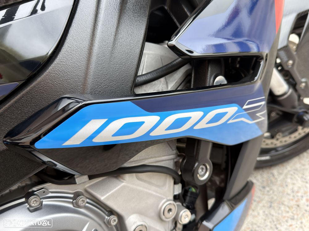 BMW M 1000 R Competition - 4
