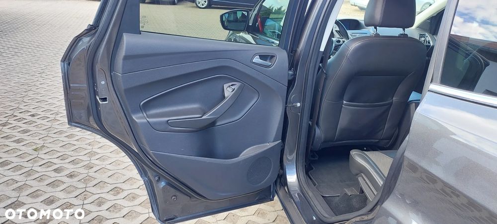 Ford Kuga - 30
