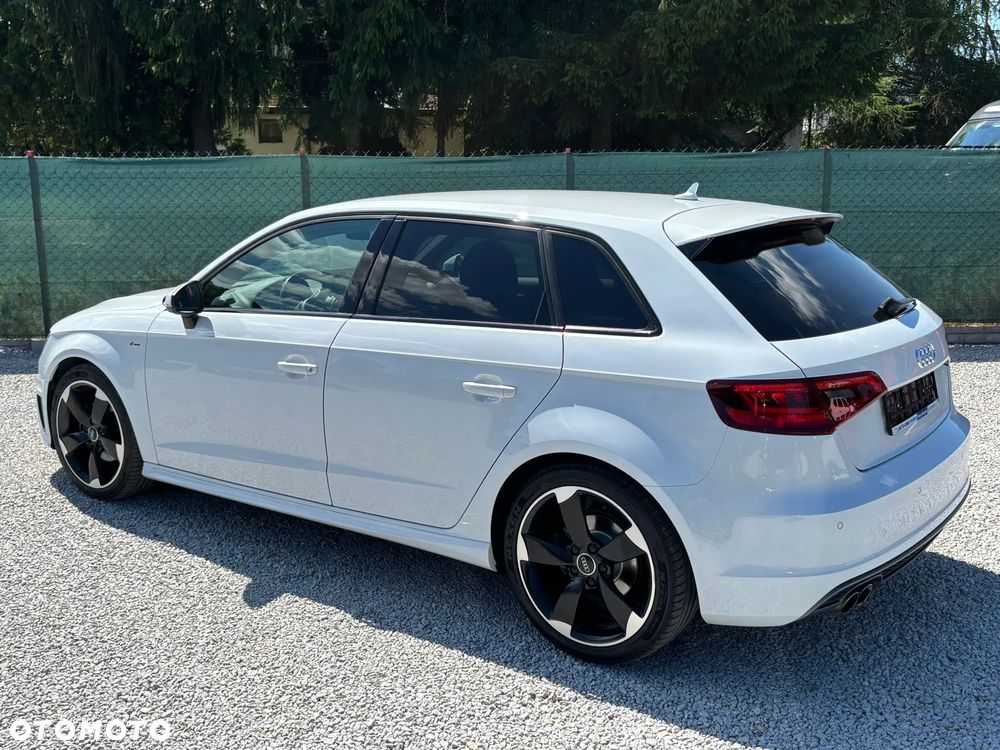 Audi A3 Sportback 1.4 TFSI S tronic S line Sportpaket - 9