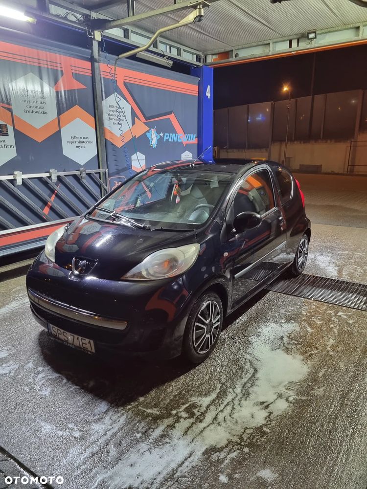 Peugeot 107 1.0 Trendy - 1