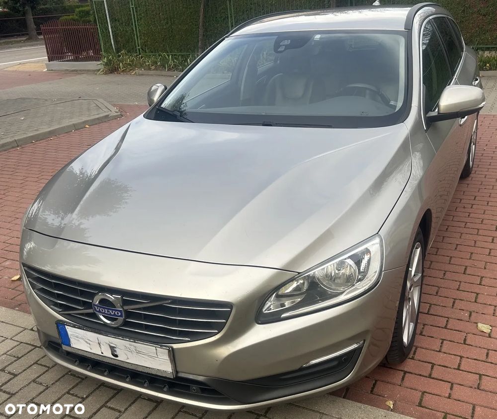 Volvo V60 D3 Momentum - 3