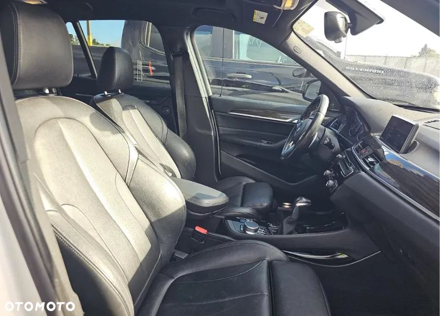 BMW X1 xDrive25i M Sport sport - 10