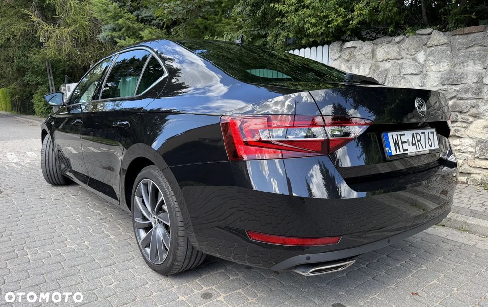 Skoda Superb 2.0 TSI 4x4 L&K DSG - 3