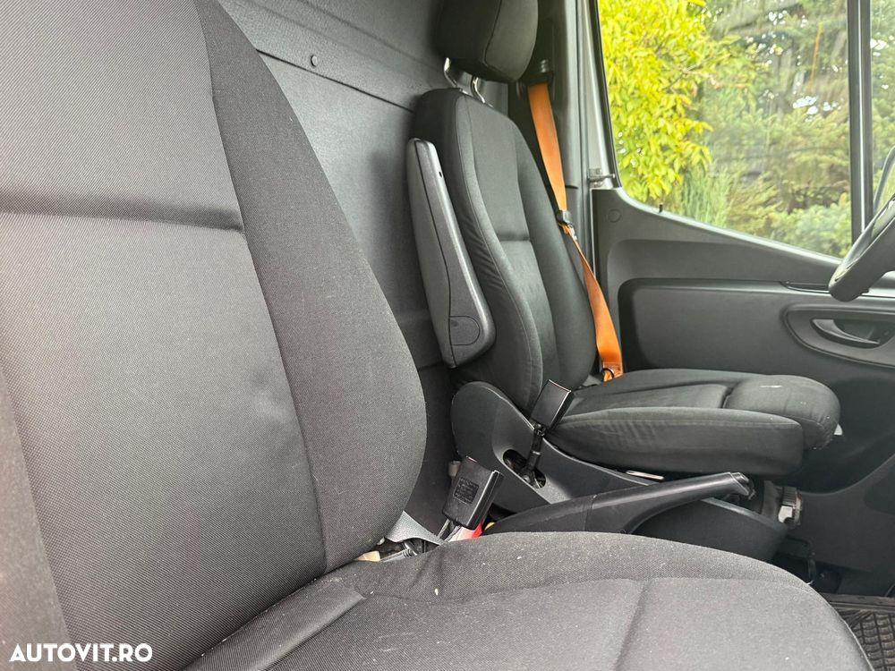 Mercedes-Benz Sprinter - 7