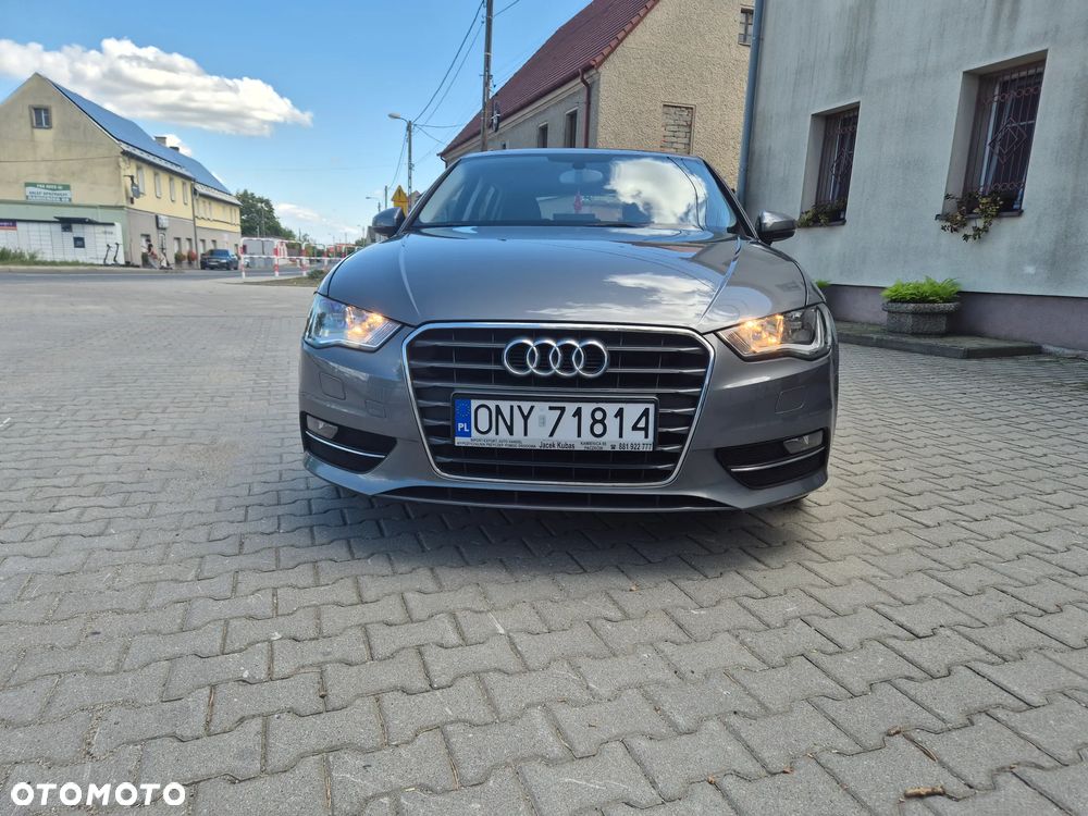 Audi A3 Sportback 1.6 TDI Attraction - 10