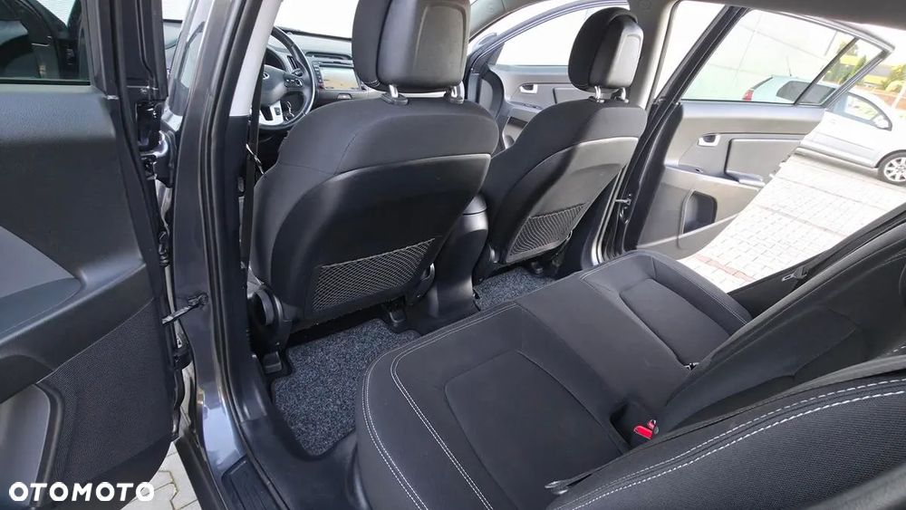 Kia Sportage 1.7 CRDI 2WD Spirit - 25