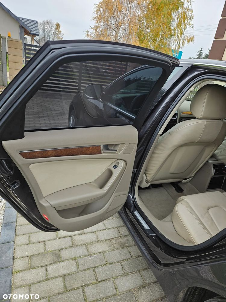 Audi A4 Limousine 2.0 TDI - 24