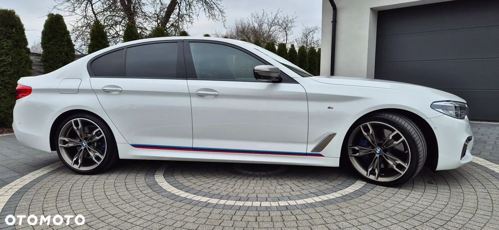 BMW Seria 5 M550d xDrive - 26