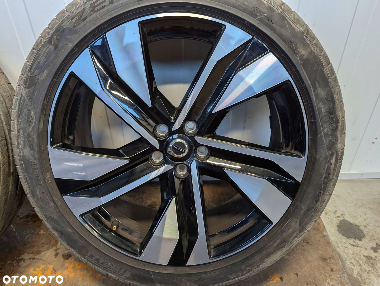 Volvo XC40 2017-2025 Koła felgi aluminiowe 20 cali 245/45/20 5x108 - 8