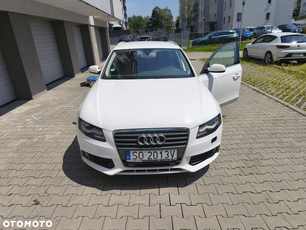 Audi A4 Avant - 4