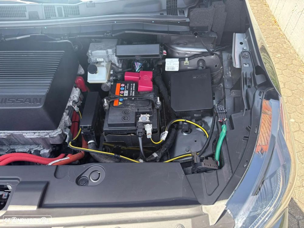 Nissan Leaf N-Connecta - 22
