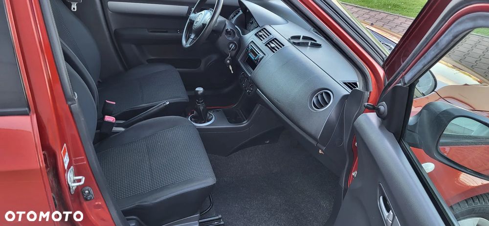 Suzuki Swift 1.3 Club dance - 16