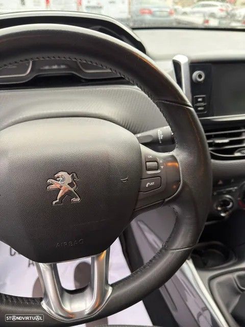 Peugeot 2008 1.2 PureTech Active - 25