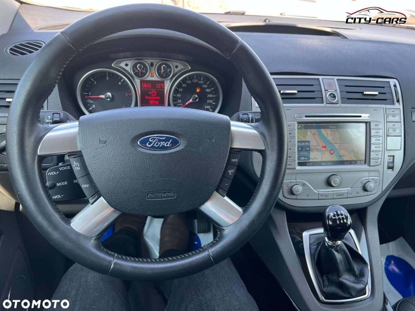 Ford Kuga - 12