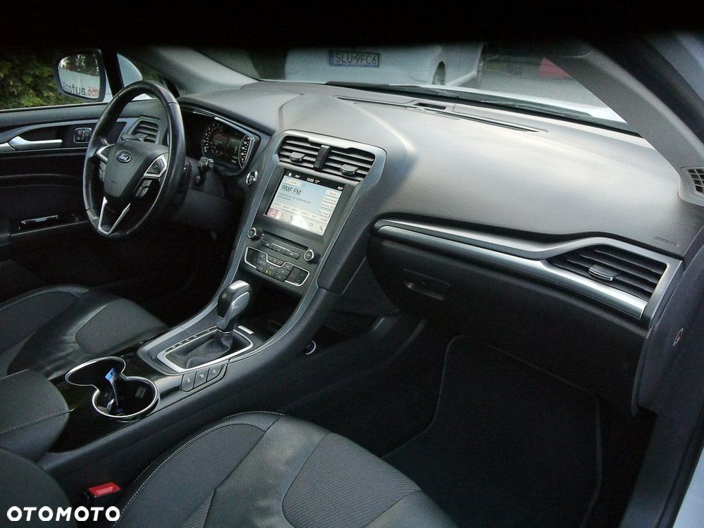 Ford Mondeo 2.0 TDCi Titanium X - 33