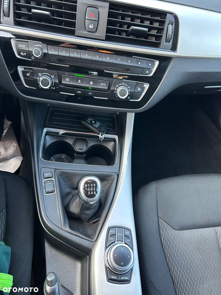 BMW Seria 1 118i Advantage - 10