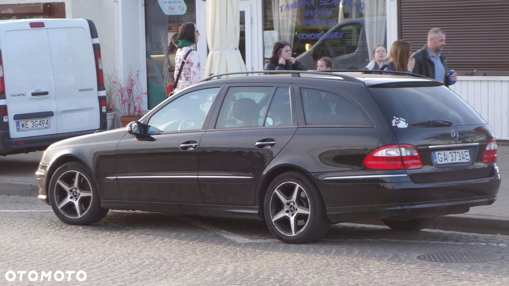 Mercedes-Benz Klasa E 500 4-Matic T Avantgarde - 1