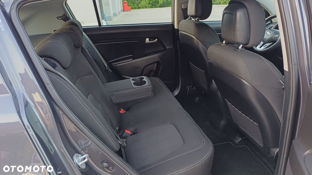 Kia Sportage 1.7 CRDI 2WD Spirit - 16
