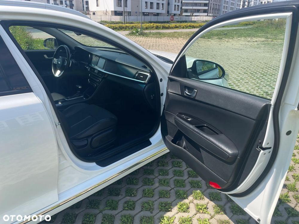 Kia Optima - 13