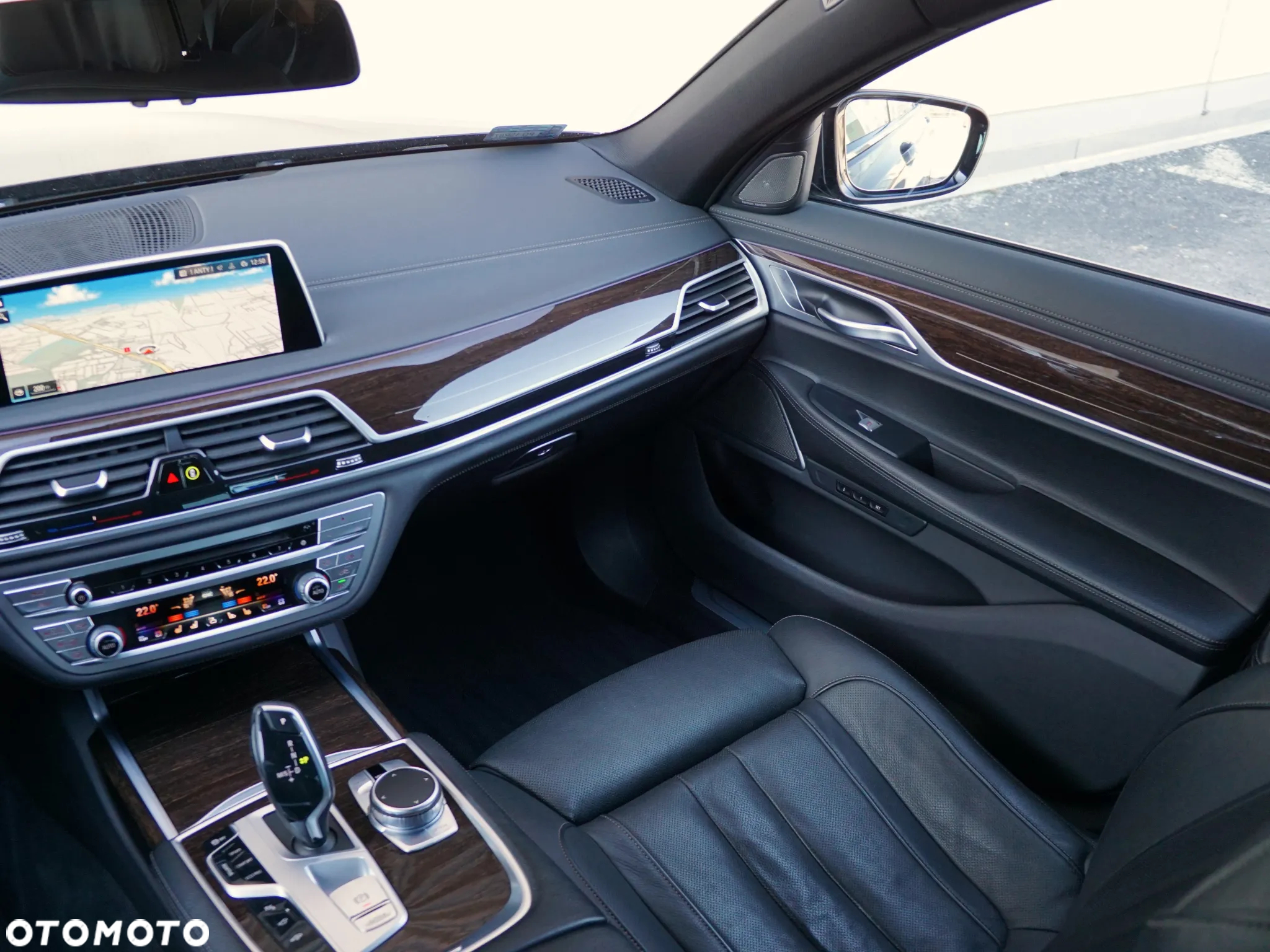 BMW Seria 7 - 17