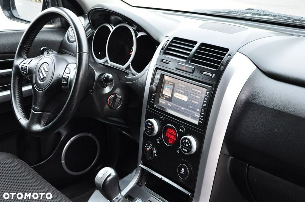 Suzuki Grand Vitara - 28