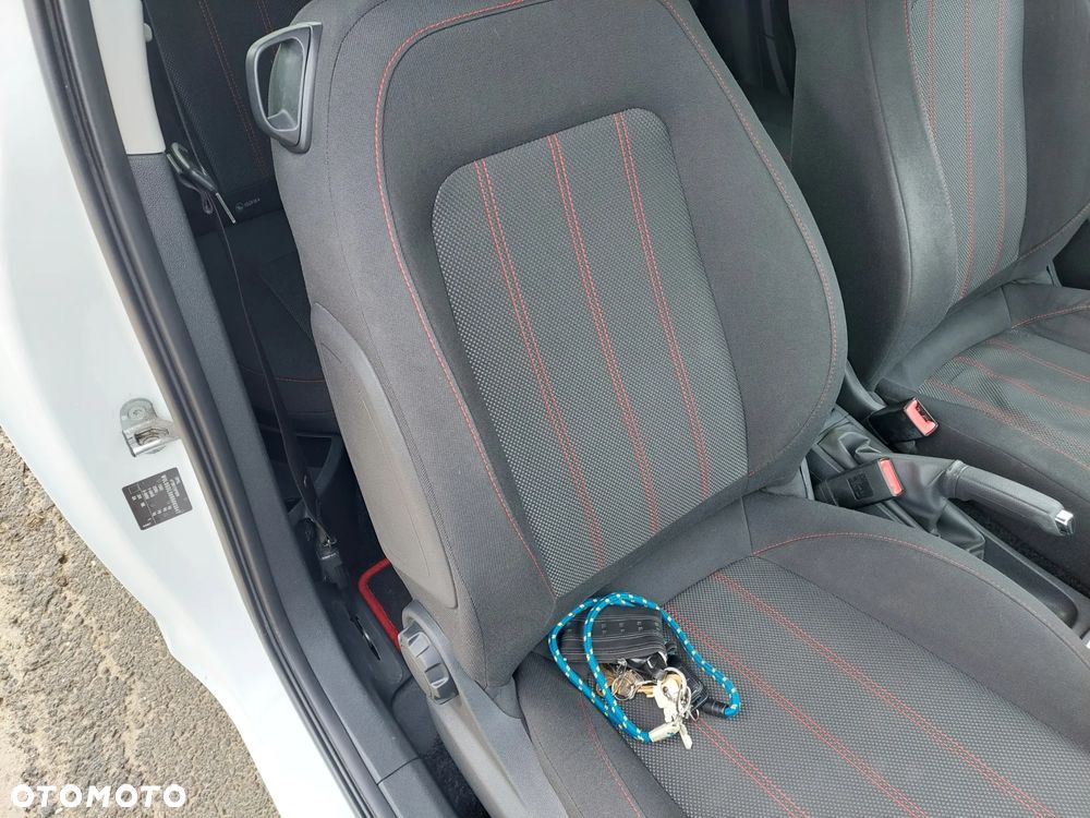 Opel Corsa 1.4 16V Sport - 15