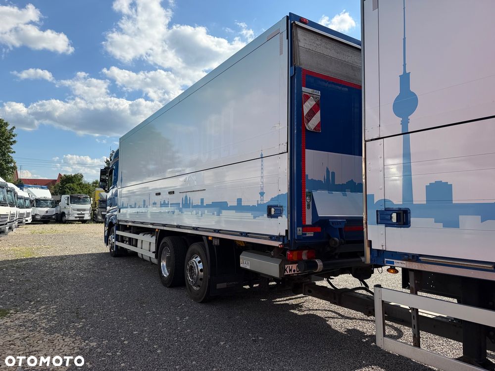 Mercedes-Benz Actros - 39