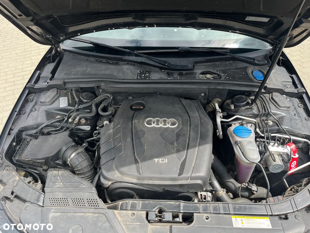 Audi A4 Avant 2.0 TDI DPF Ambiente - 22