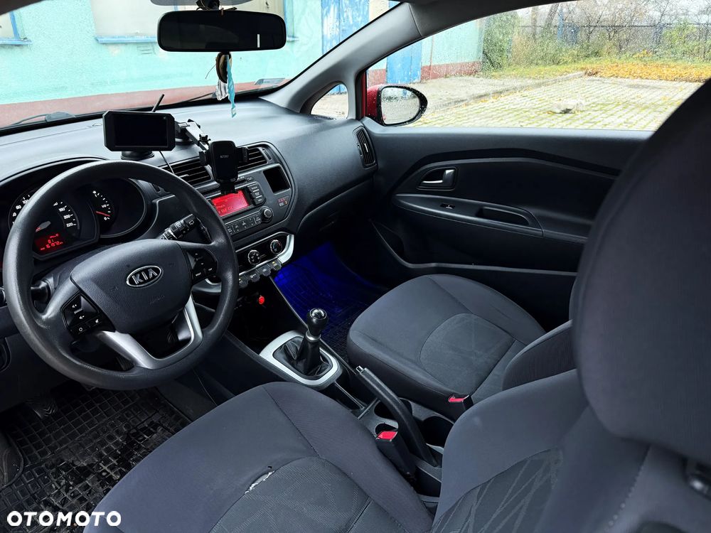 Kia Rio 1.2 M - 9