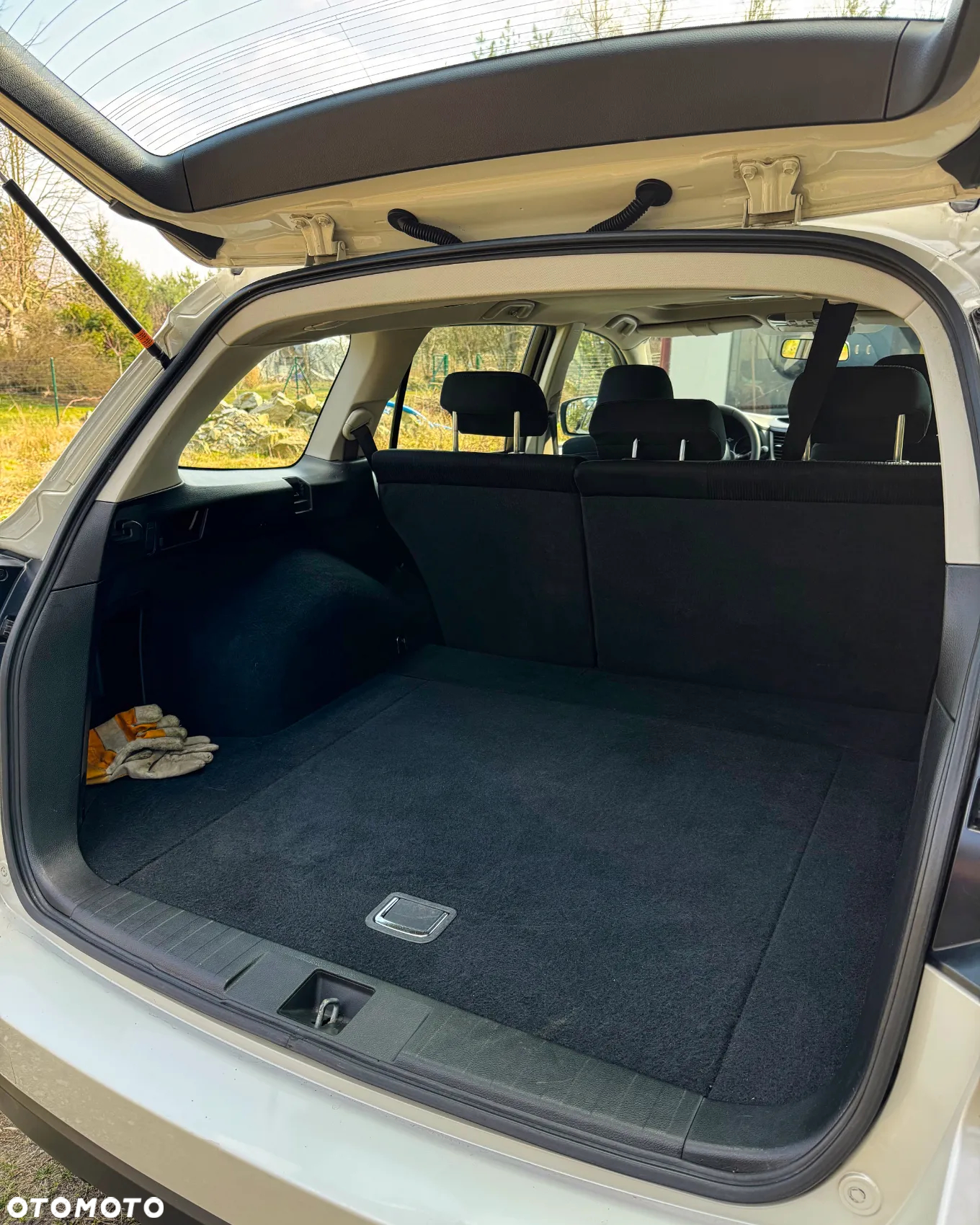 Subaru Legacy - 14