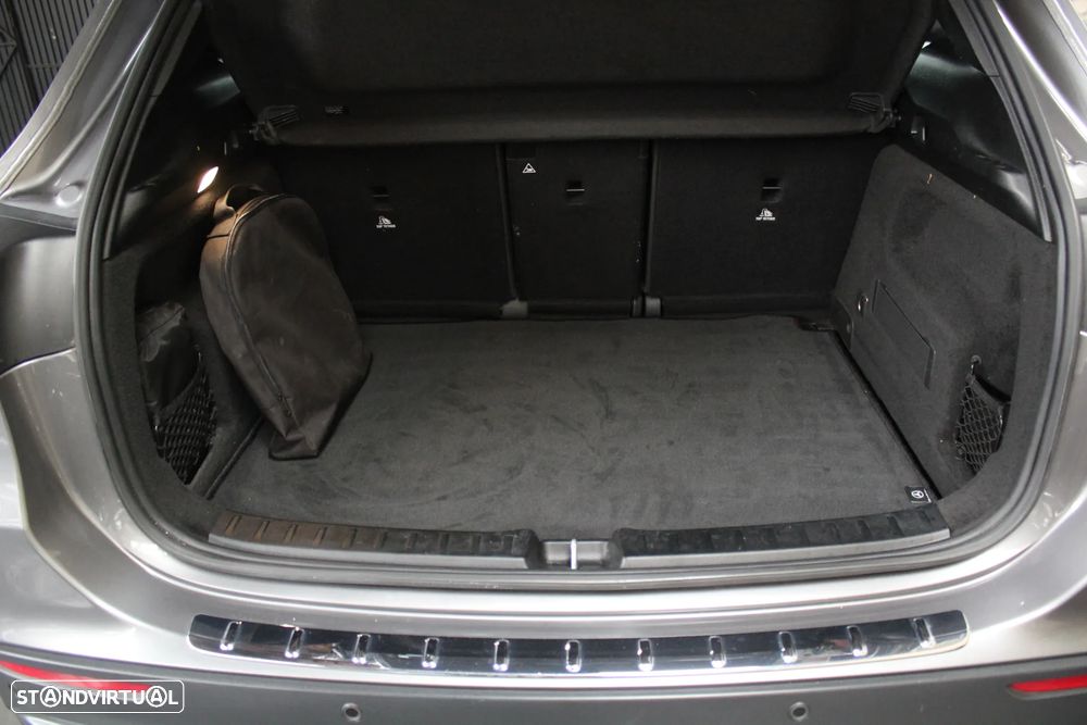 Mercedes-Benz GLA 250 e 8G-DCT Edition AMG Line - 35
