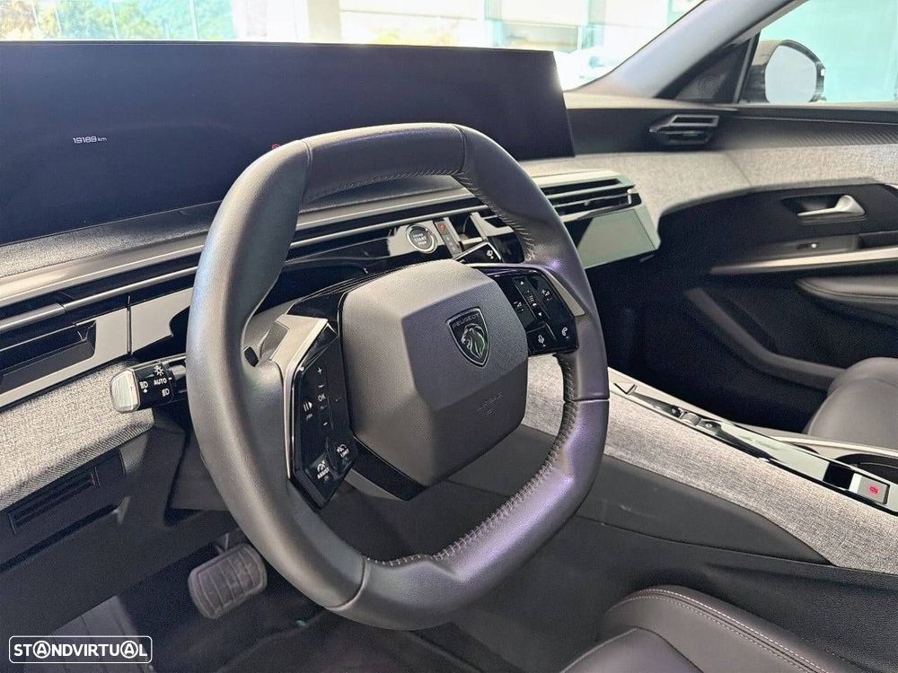 Peugeot 3008 1.2 Hybrid Allure e-DCS6 - 12