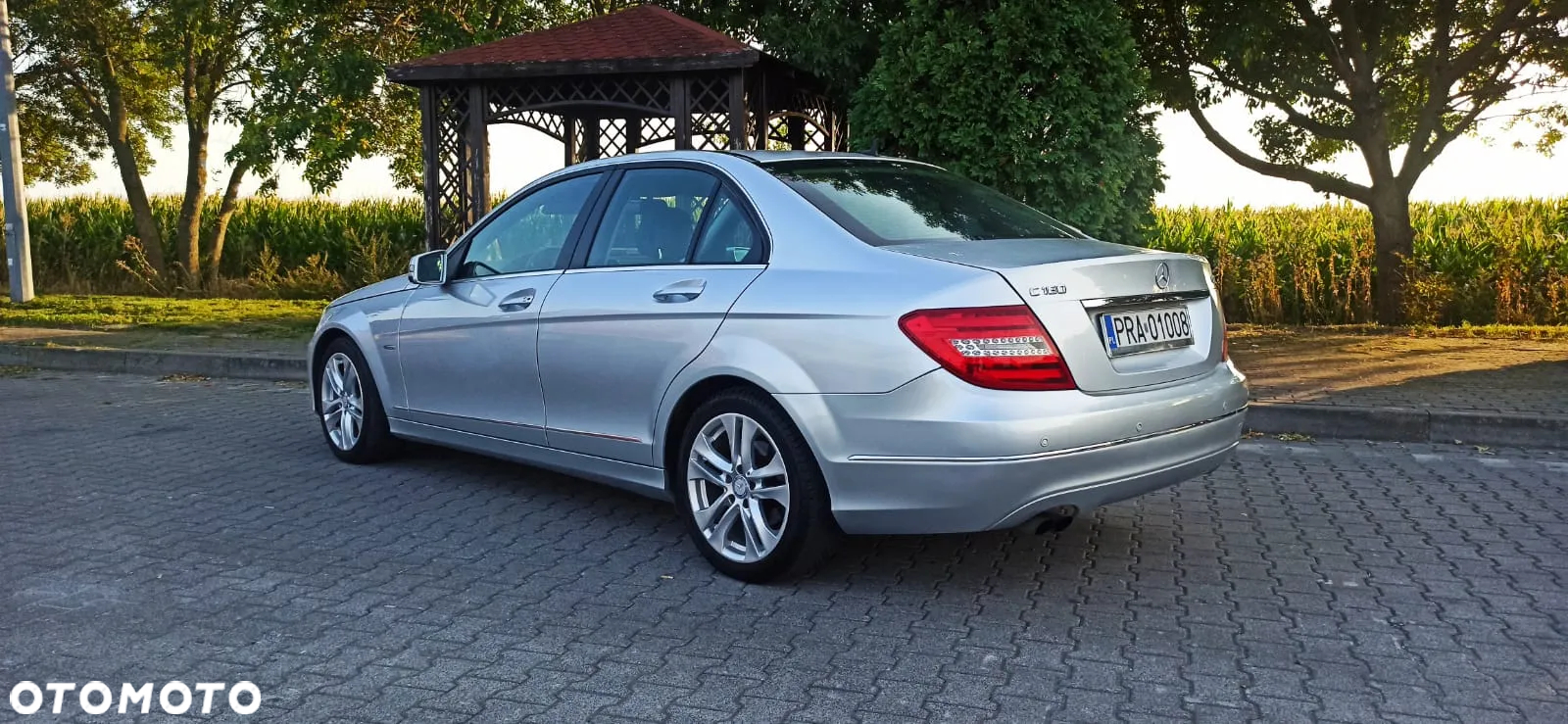 Mercedes-Benz Klasa C 180 T CDI DPF (BlueEFFICIENCY) Avantgarde - 6