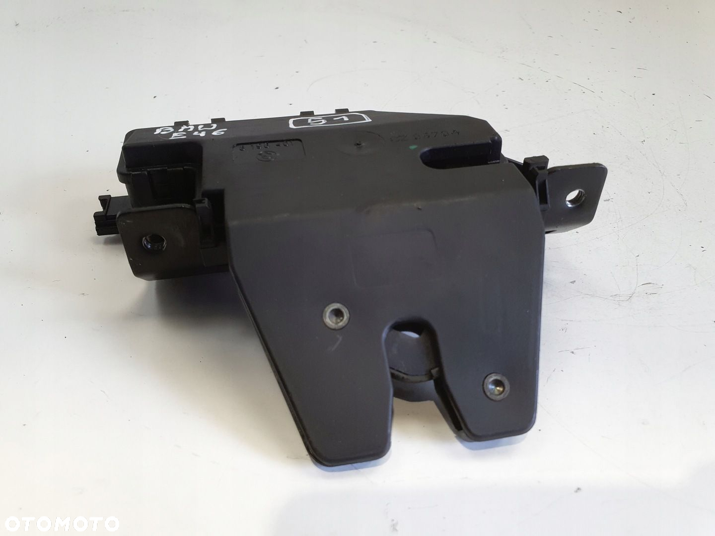 BMW E46 E90 E91 ZAMEK KLAPY BAGAŻNIKA 8196401 - 4
