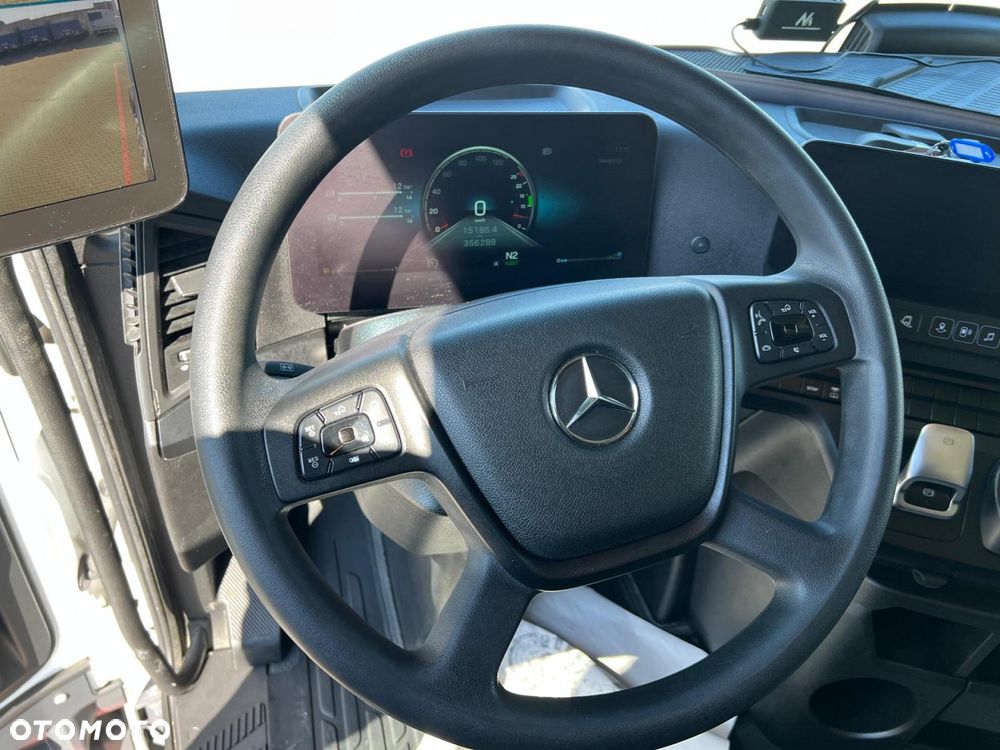 Mercedes-Benz 1845 L - 9