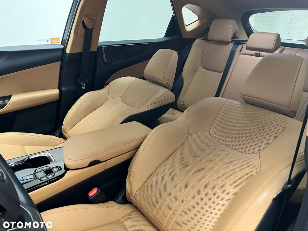 Lexus NX 450h+ Prestige AWD - 8