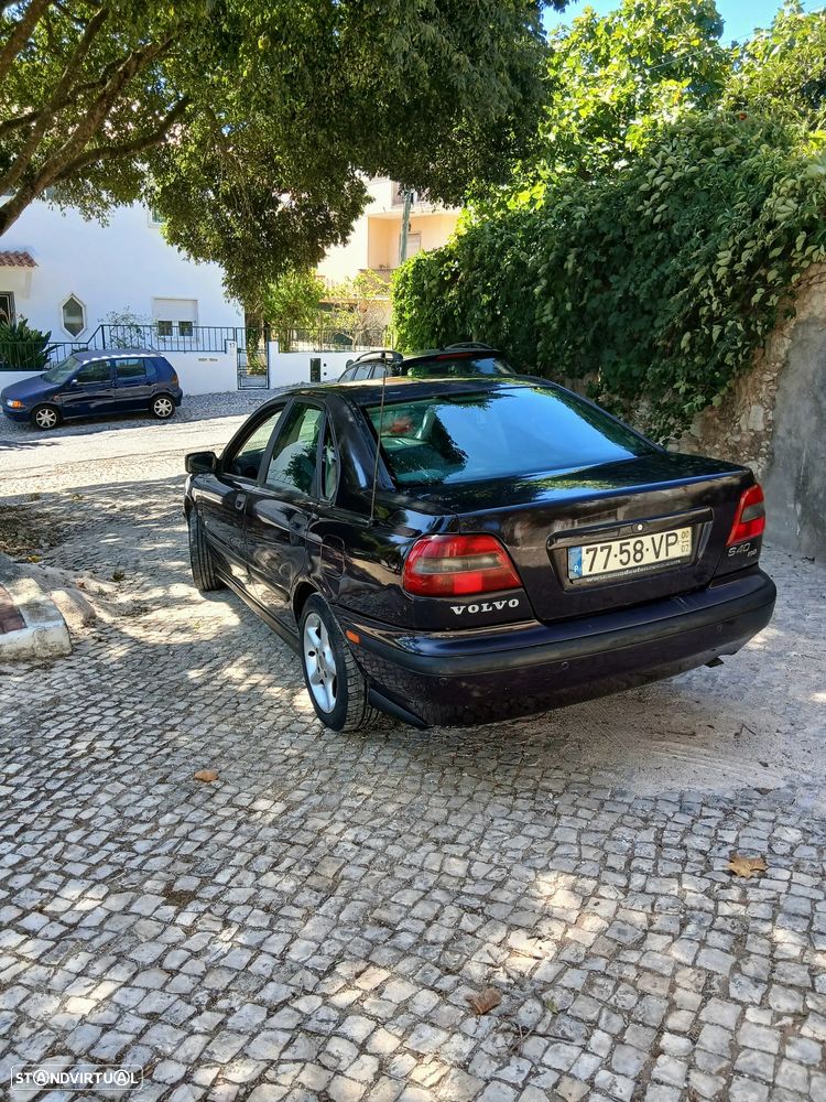 Volvo S40 1.9 D - 4