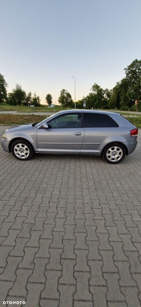 Audi A3 3-drzwiowe 2.0 TDI Ambiente - 4
