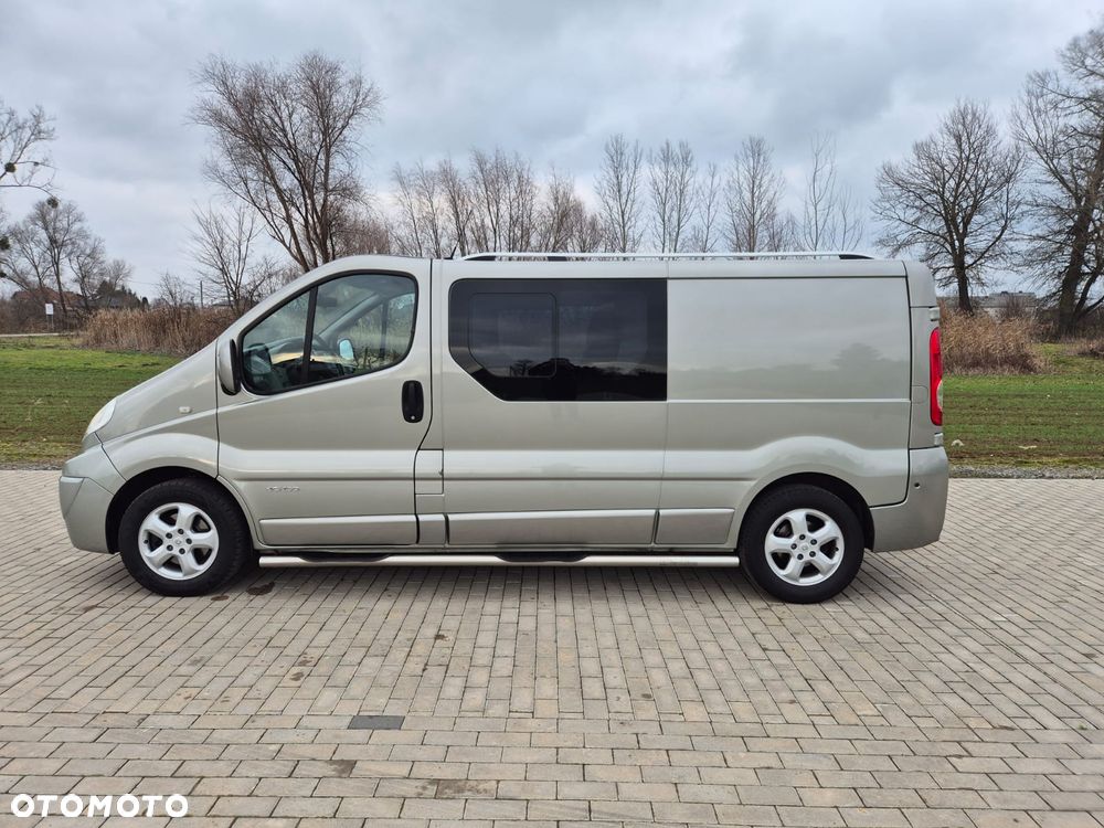 Renault Trafic - 21