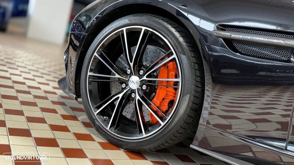 Aston Martin Vanquish Touchtronic 2 - 16