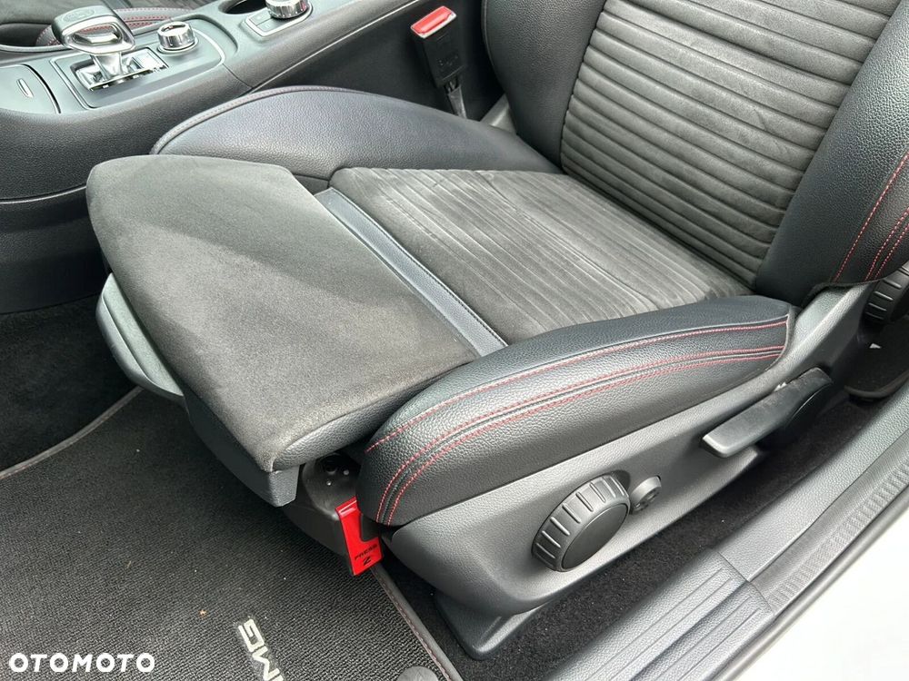 Mercedes-Benz Klasa A AMG 45 4-Matic - 19