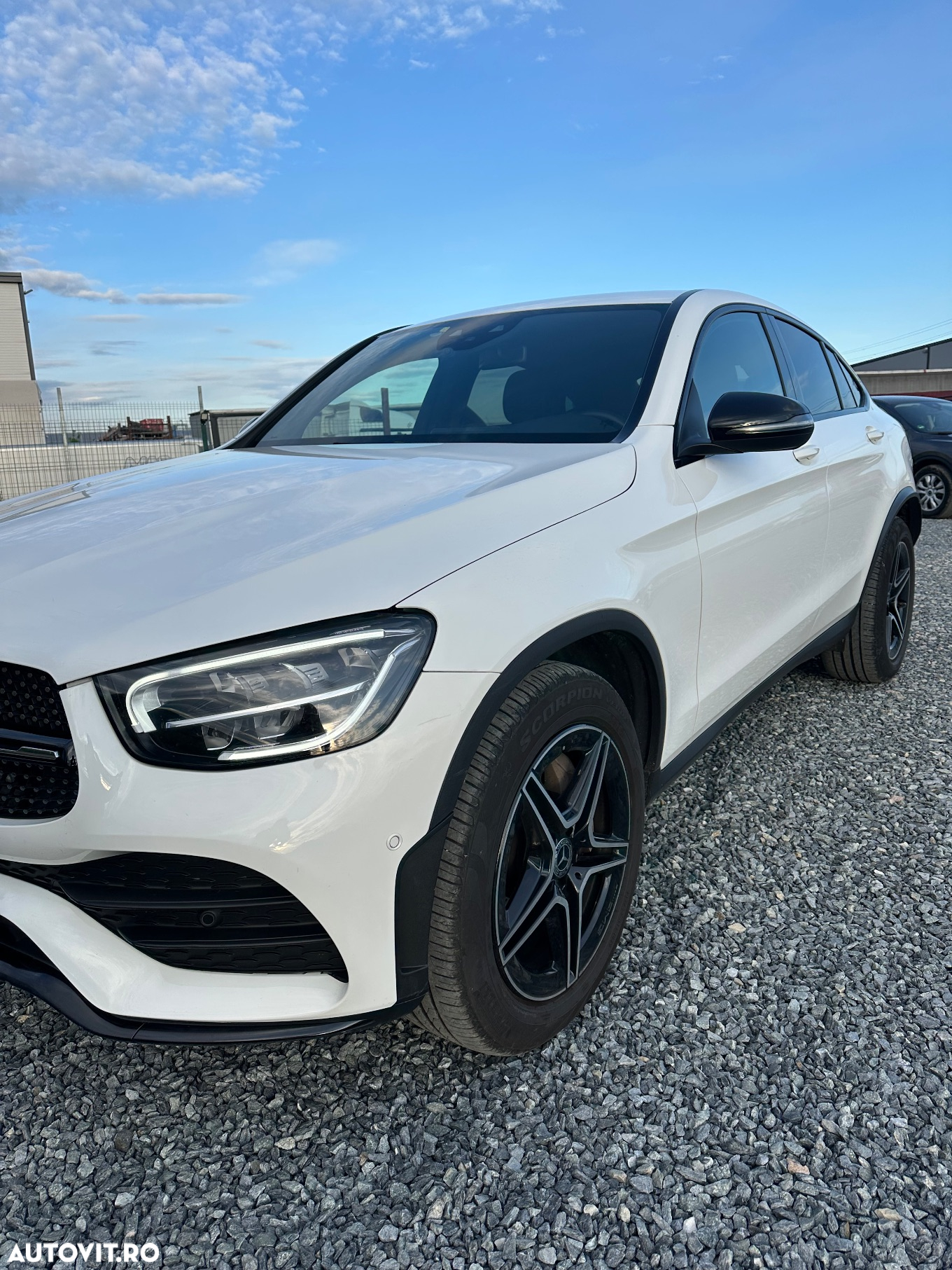 Mercedes-Benz GLC Coupe 200 d 4Matic 9G-TRONIC AMG Line Plus - 2